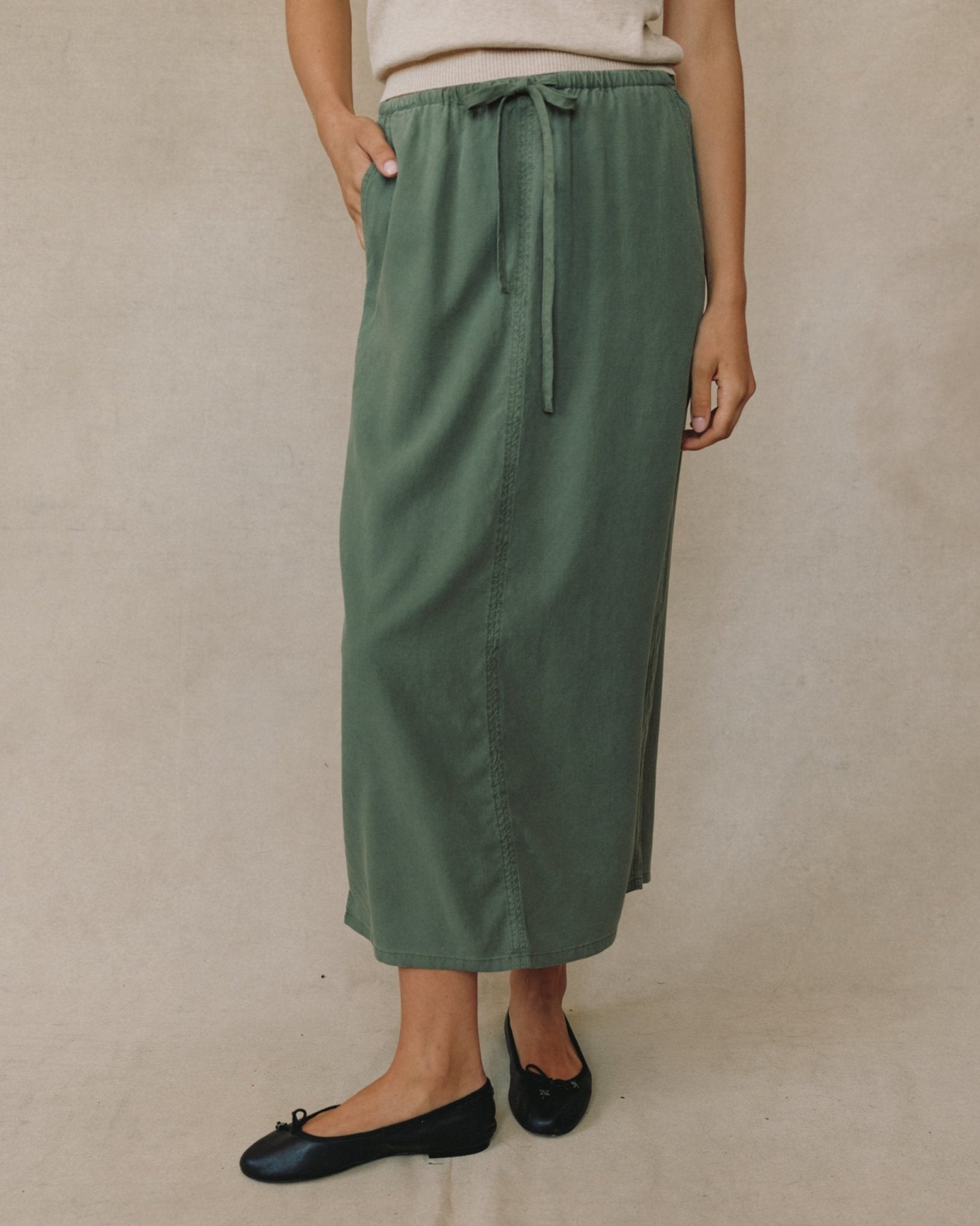 Back Slit Skirt - Fernwood