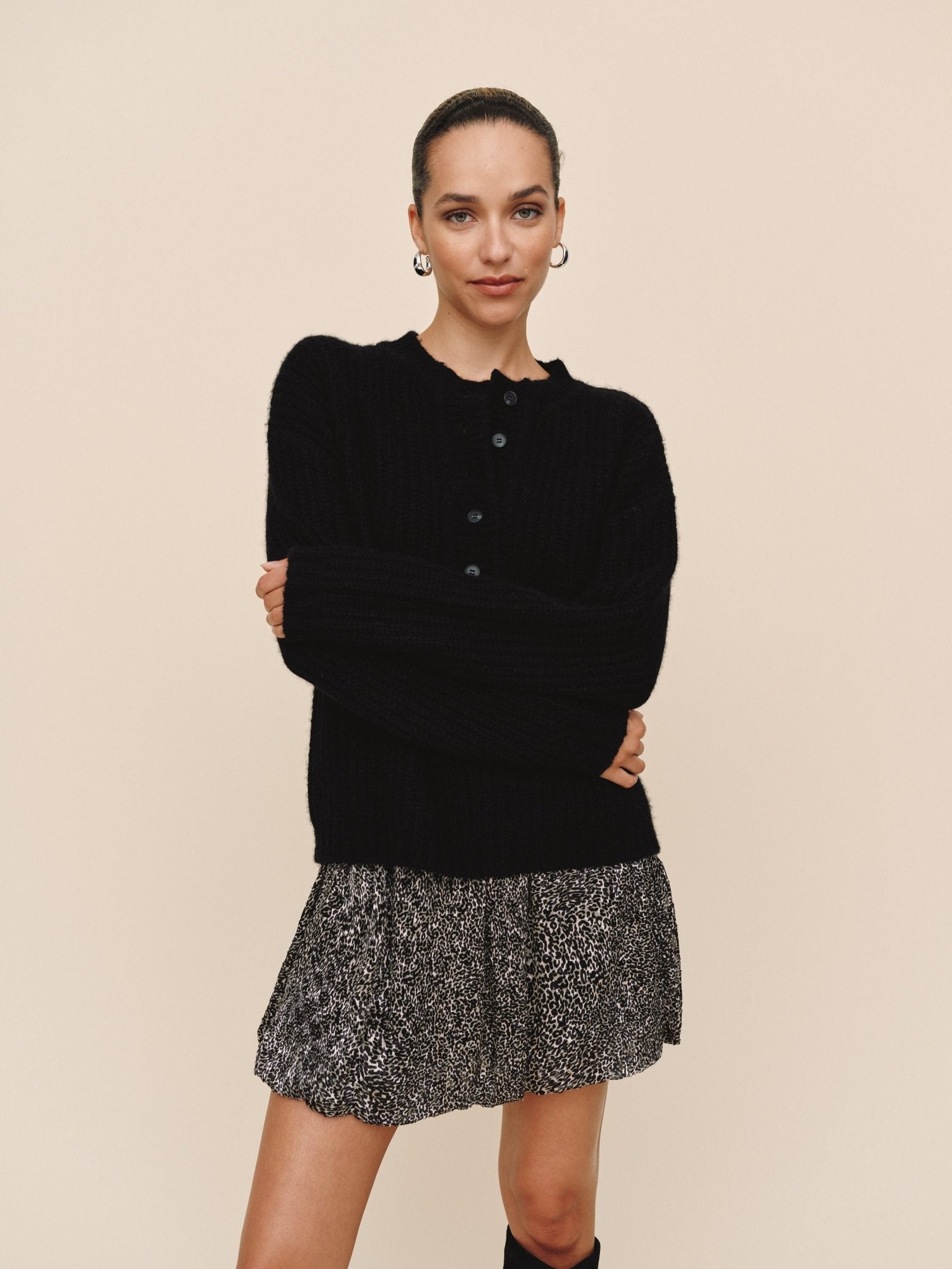 Button Placket Pullover Sweater - Black