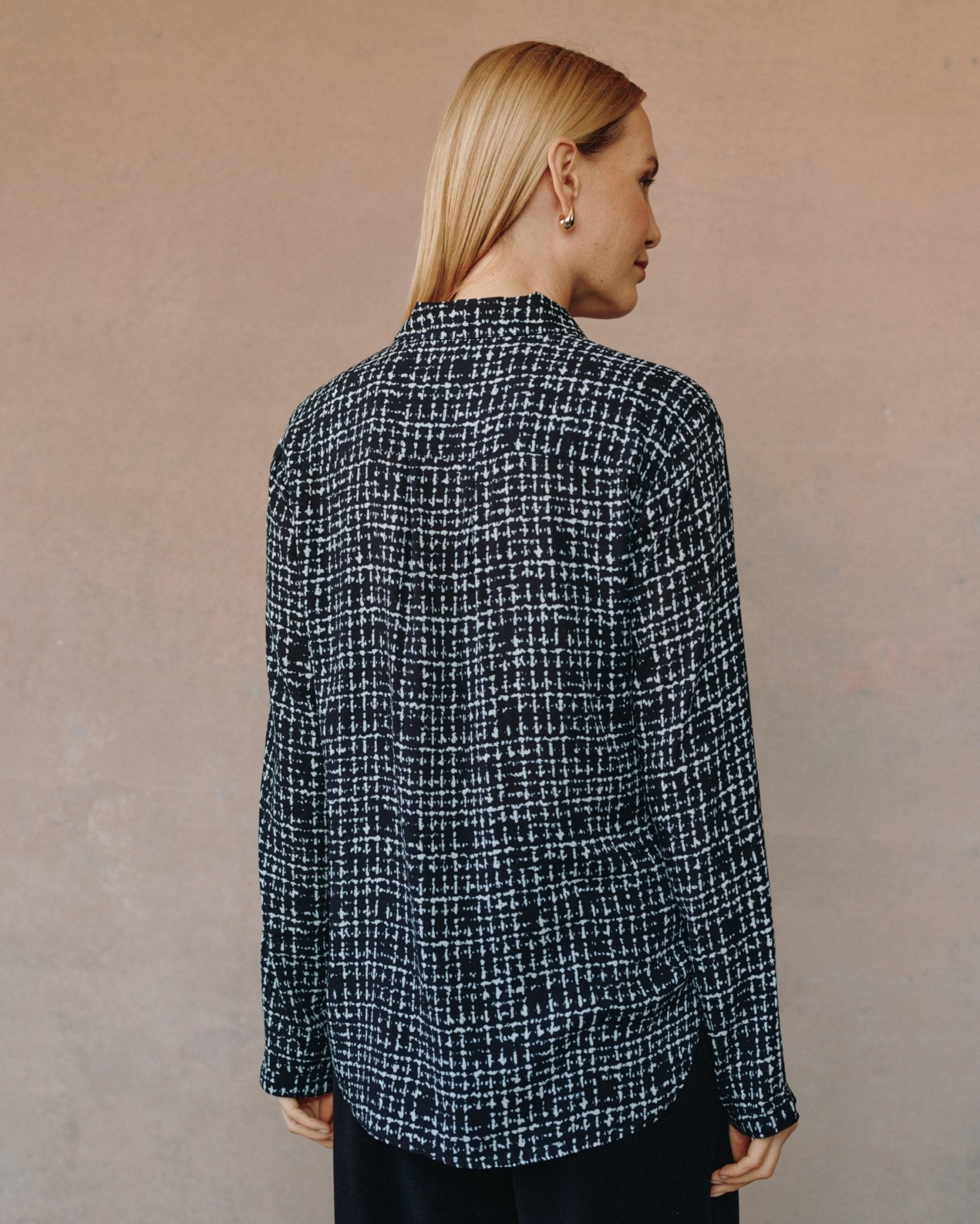 Clean Front Hipster Shirt - Grid Print