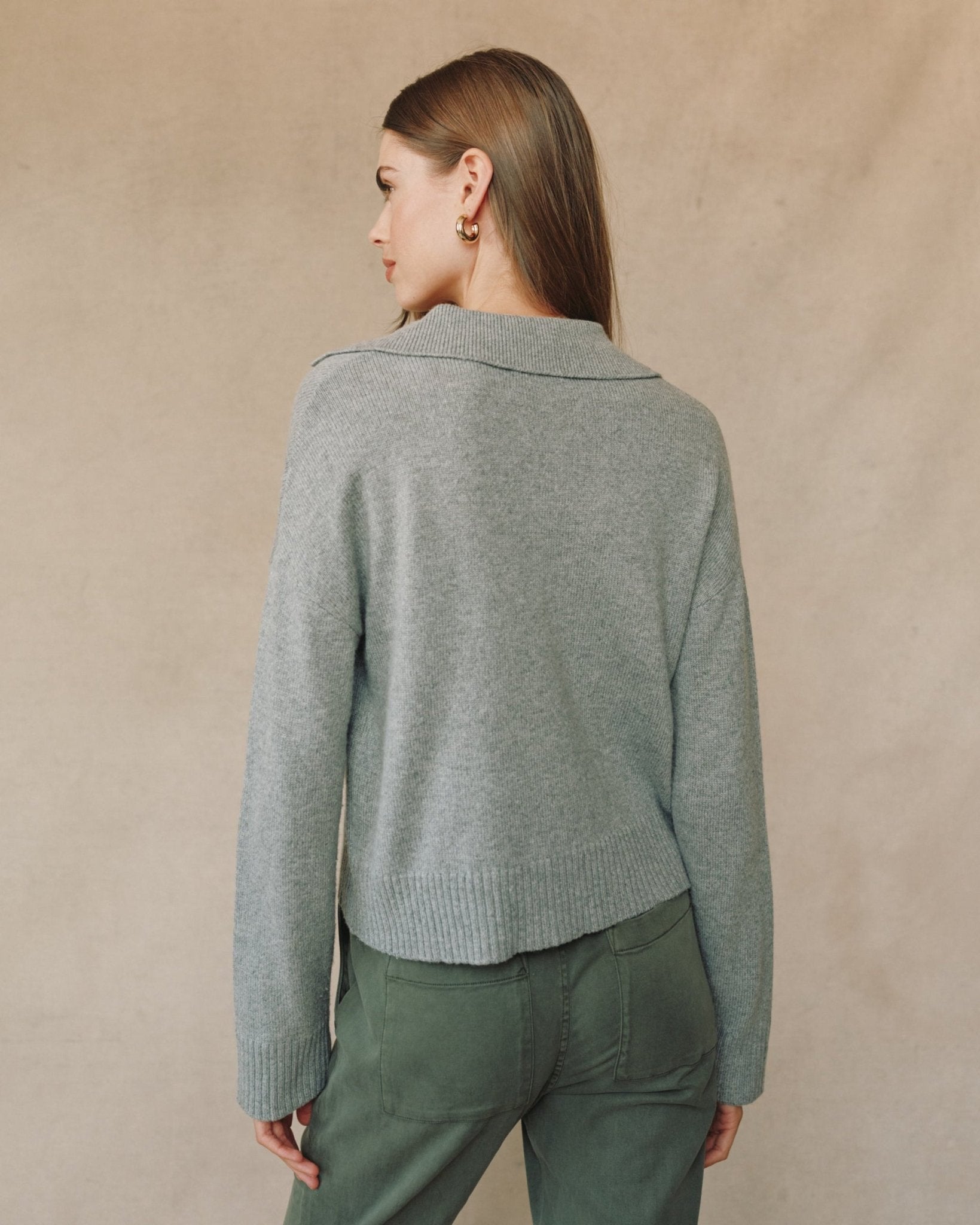 Pullover Sweater With Collar - Heather Grey
