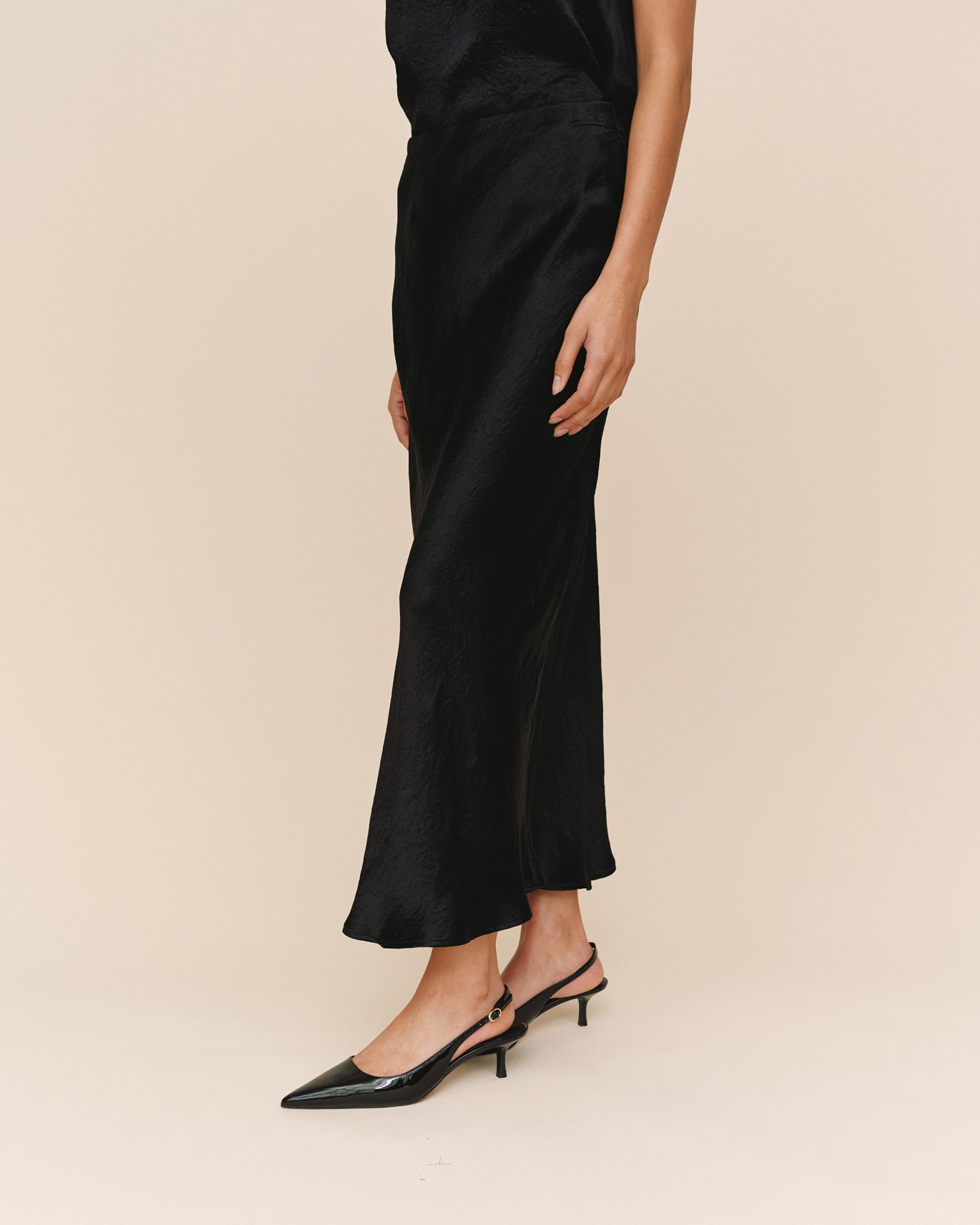 Sleek Bias Maxi Skirt - Black