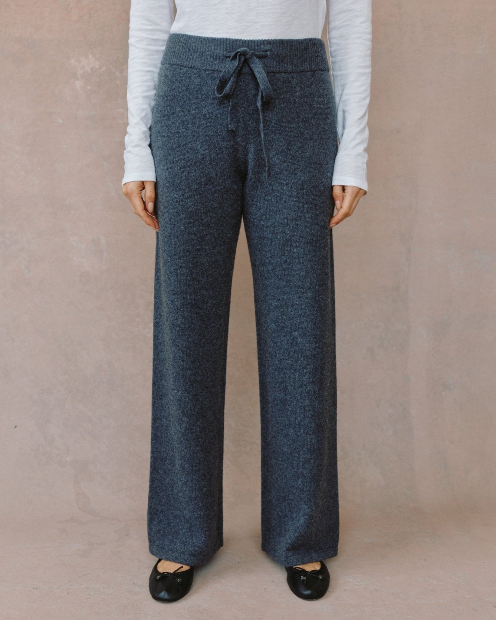 Wide Leg Sweatpant - Charcoal