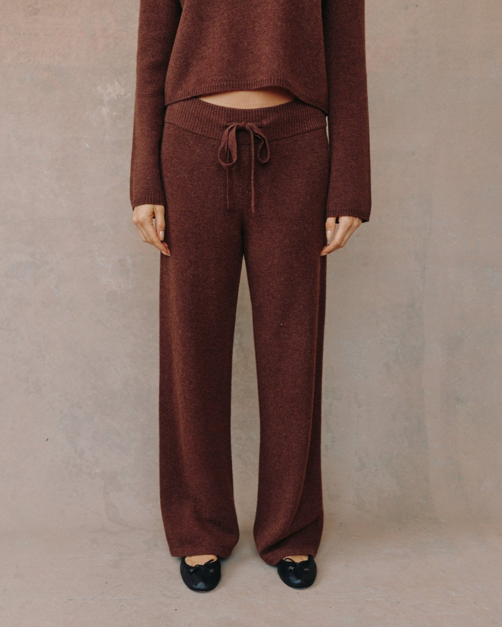 Wide Leg Sweatpant - Red Oak